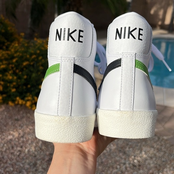 NWT! NIKE BLAZERS - Picture 9 of 15